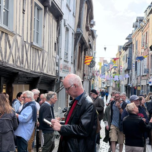 inauguration galerie arnaud bard rue haute honfleur